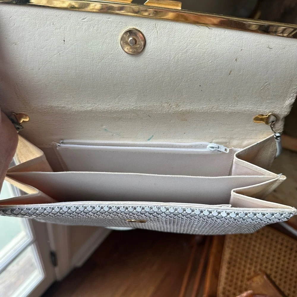 Elegant vintage White and Gold chain Clutch old hollywood glamour